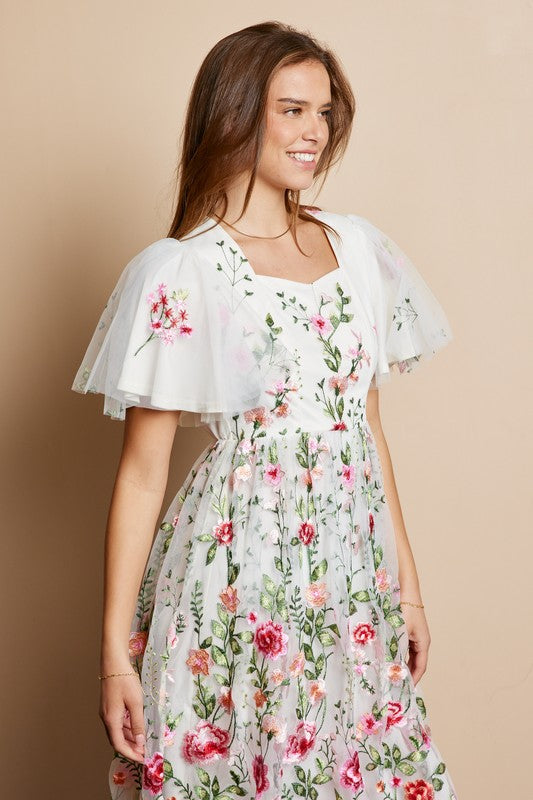 Allison Embroidered Midi in Ivory/Pink