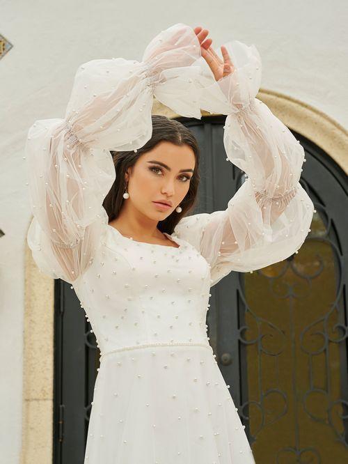 28200 Modest Wedding Dress