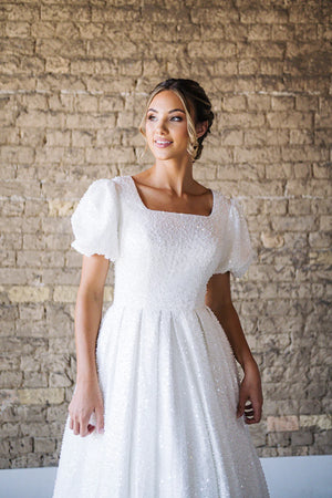 Juliet MBC 7284 Wedding Dress