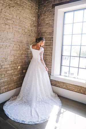 Brenna MBC 7287 Wedding Dress