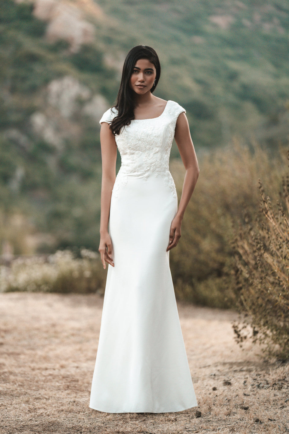 M724 Modest Wedding Dress