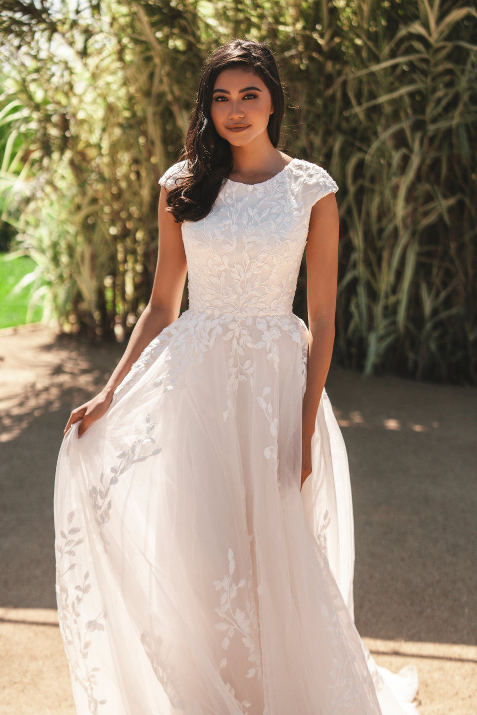 M728 Modest Wedding Dress