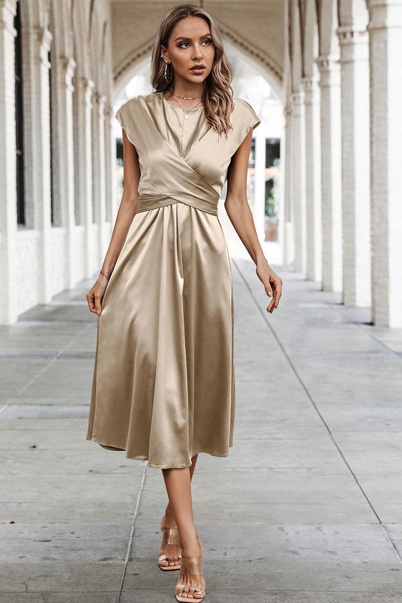 Jasmine Modest Midi in Beige