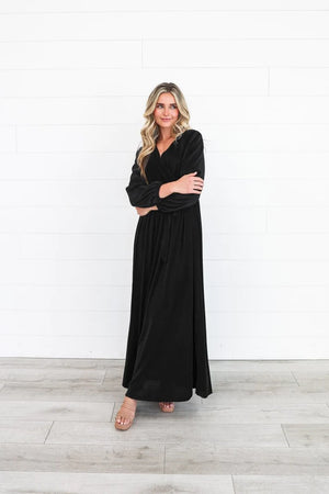 Marilyn Modest Maxi in Black