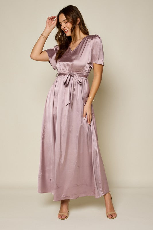 Laura Modest Maxi in Lavender