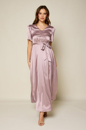 Laura Modest Maxi in Lavender