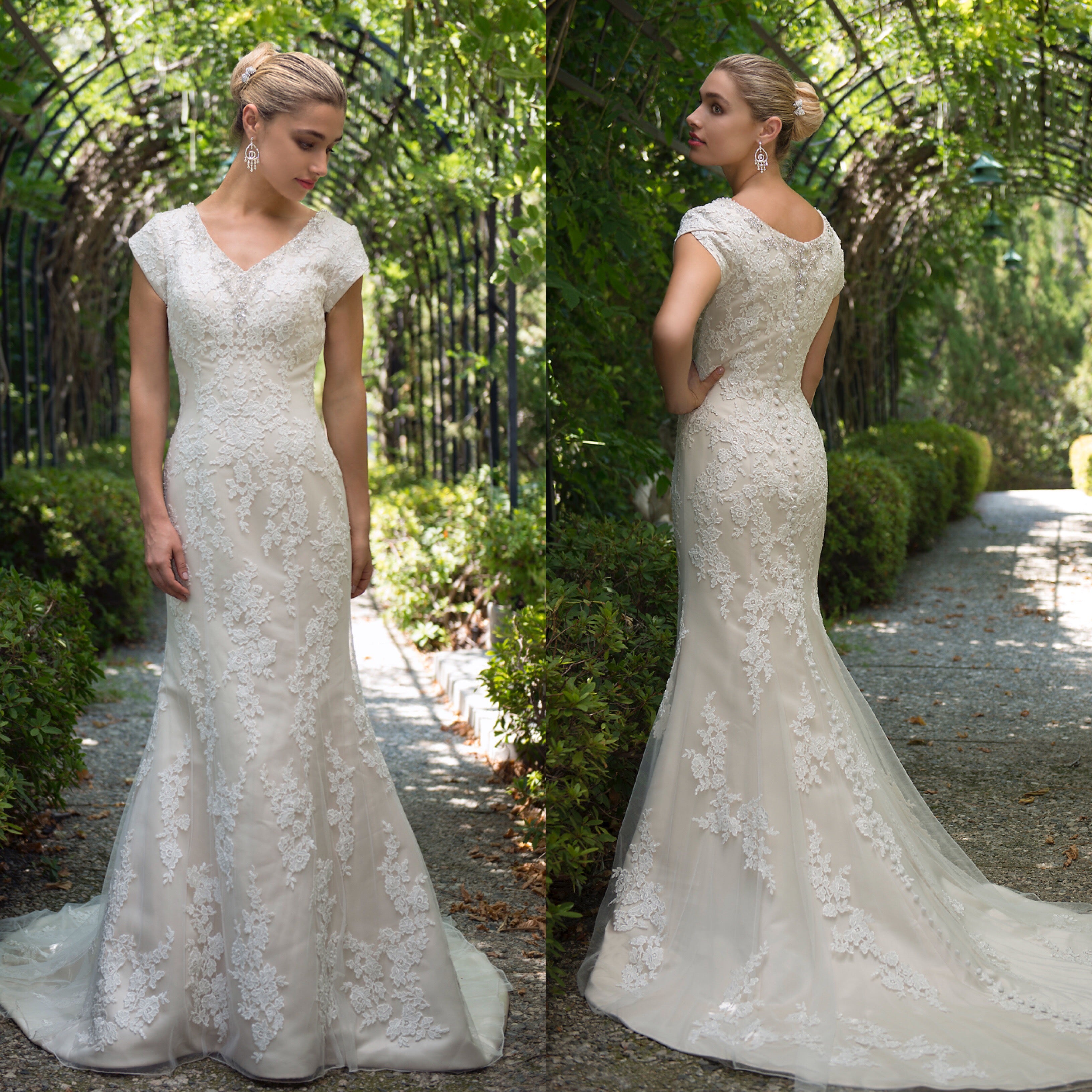 TB7711 Ivory / Champaign size 18