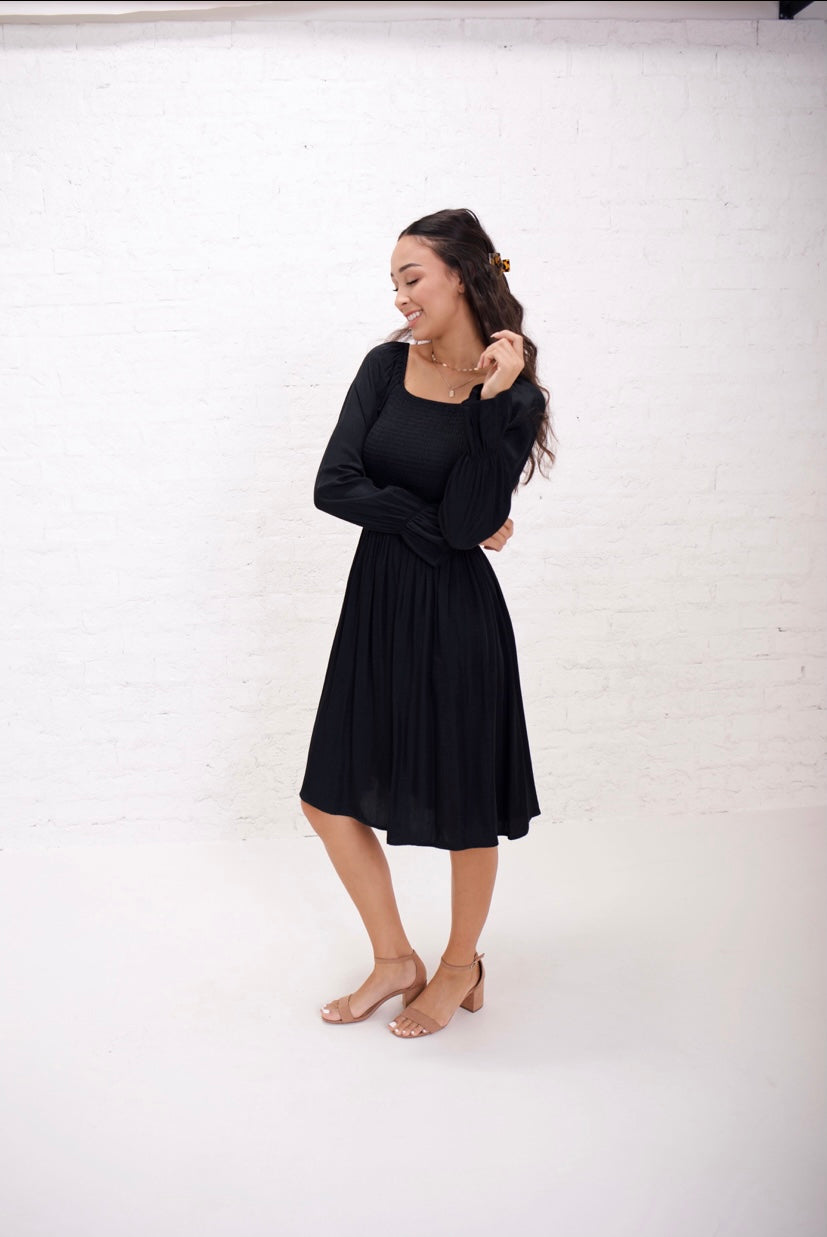 Juliet in Black Modest Dress